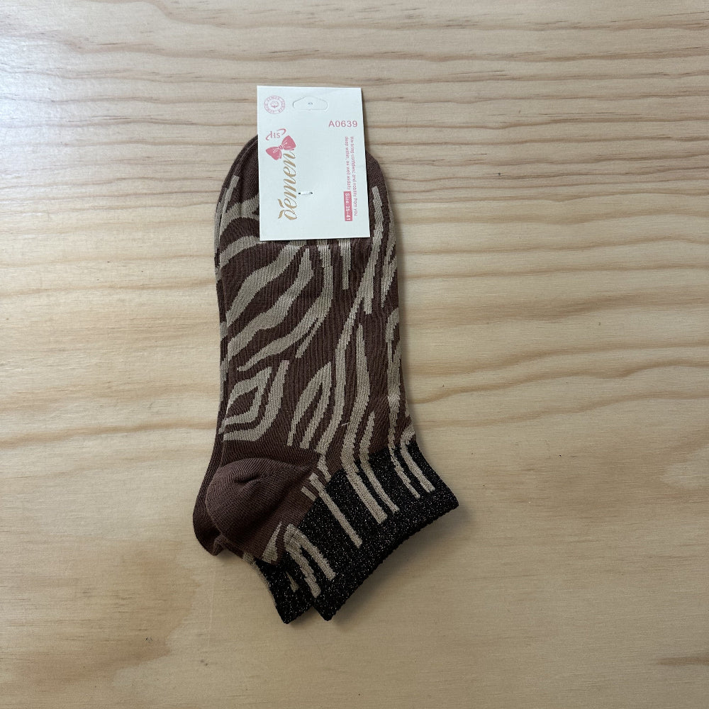Zebrastribede strømper