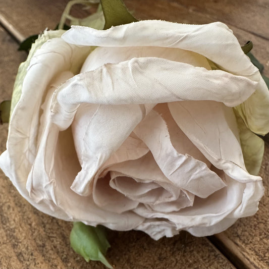 Hvid/lys beige rose - Kunstig